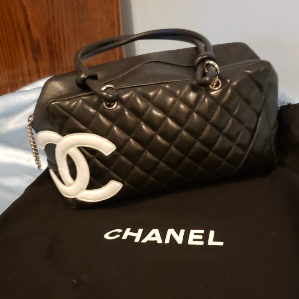 Chanel purse
